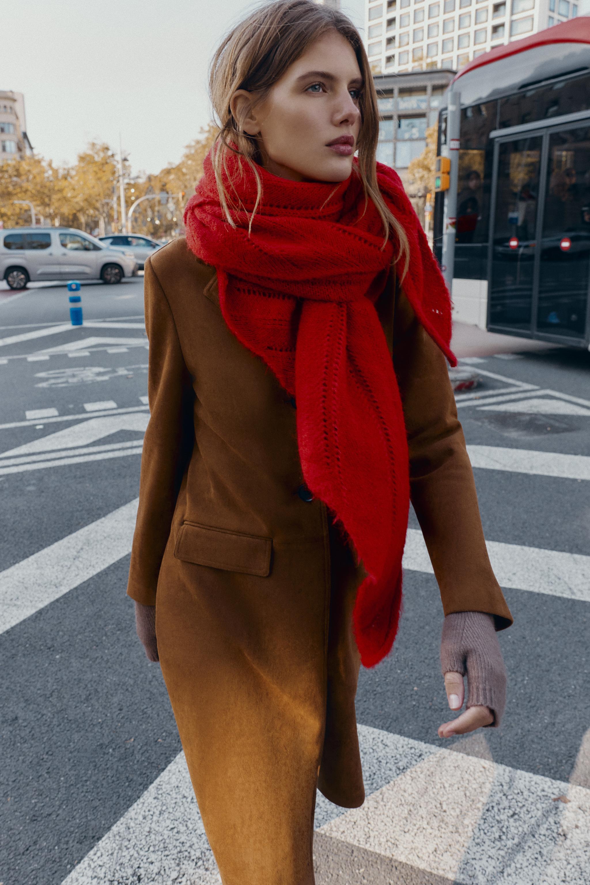 TRIANGULAR OPENWORK SHAWL